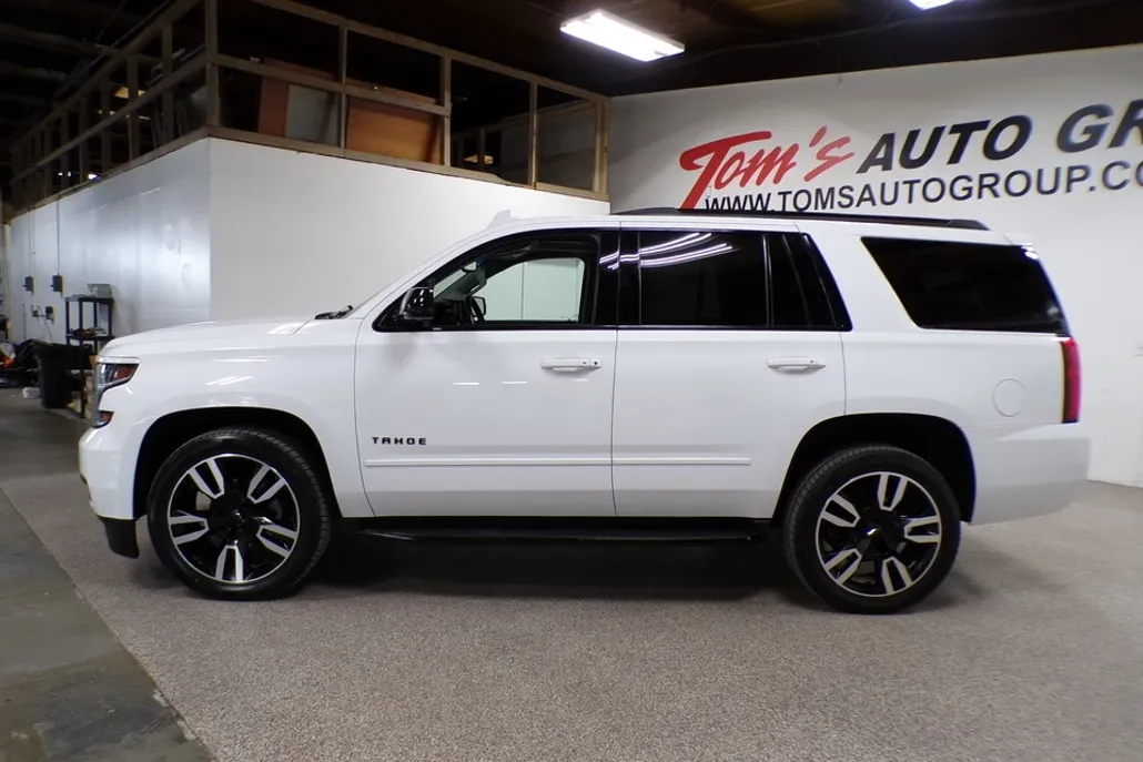 2018 Chevrolet Tahoe Premier photo 1