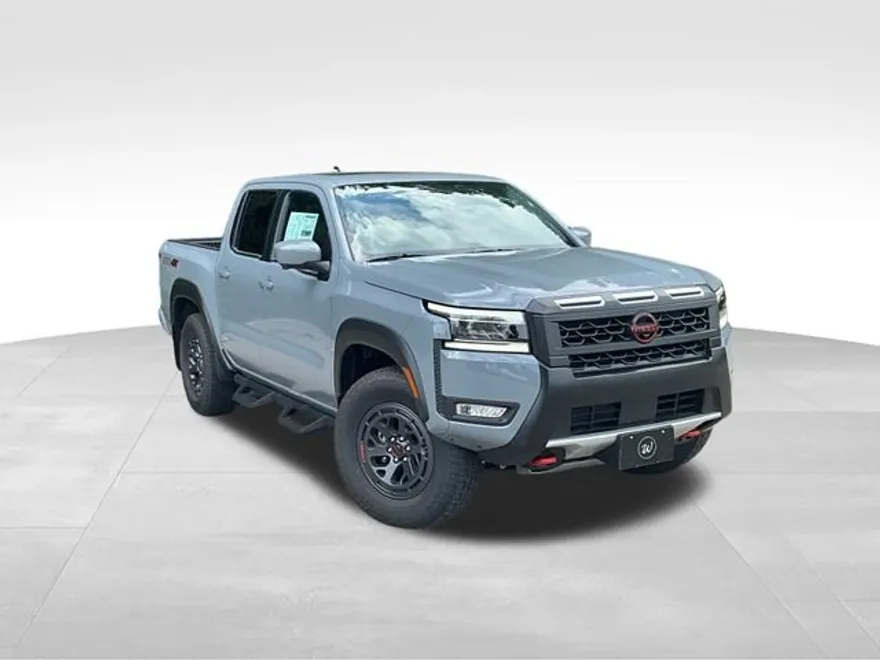2025 Nissan Frontier PRO-4X photo 1