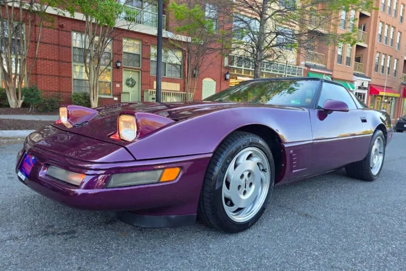1995 Chevrolet Corvette Convertible photo 1
