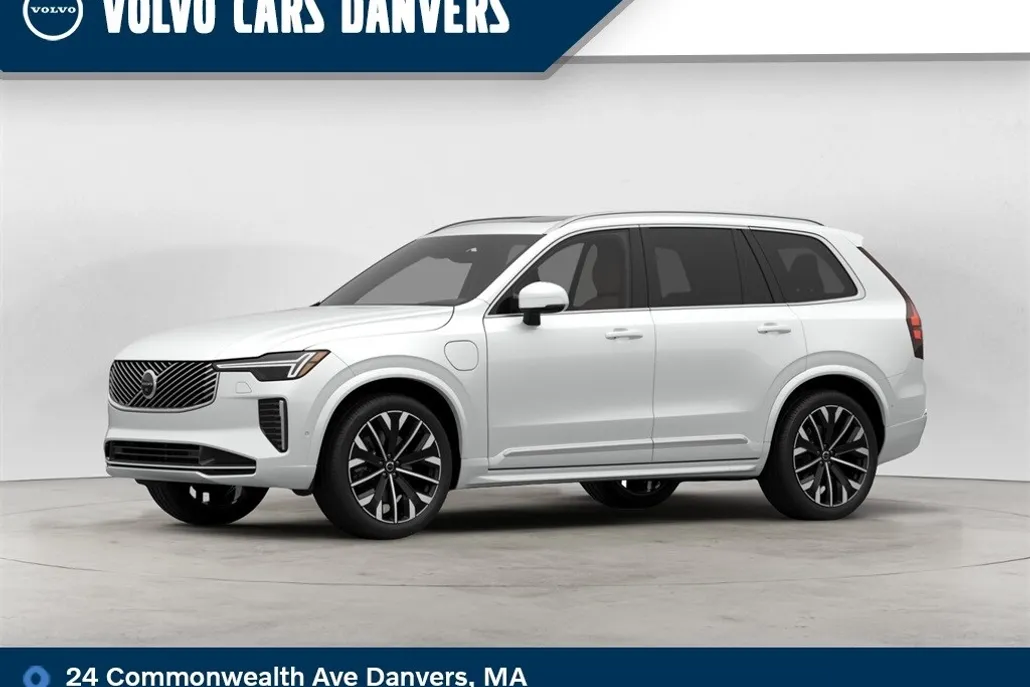 2026 Volvo XC90 T8 Plus photo 1