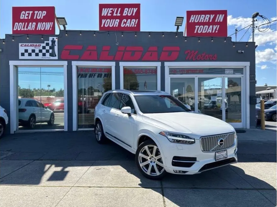 2017 Volvo XC90 T6 Inscription photo 1