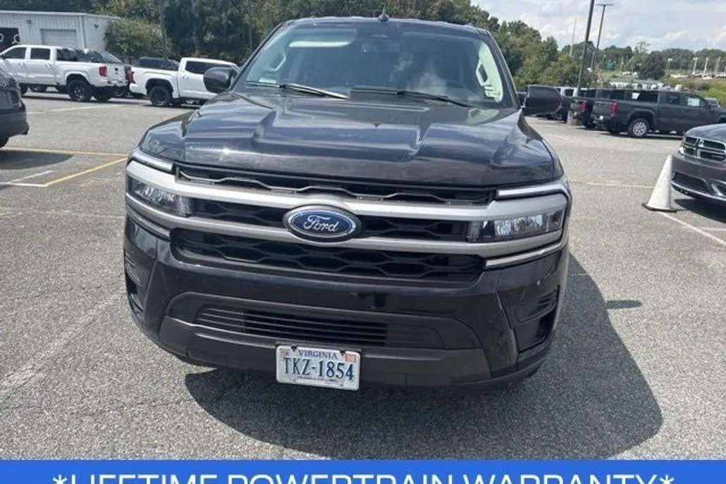 2024 Ford Expedition MAX XLT photo 1