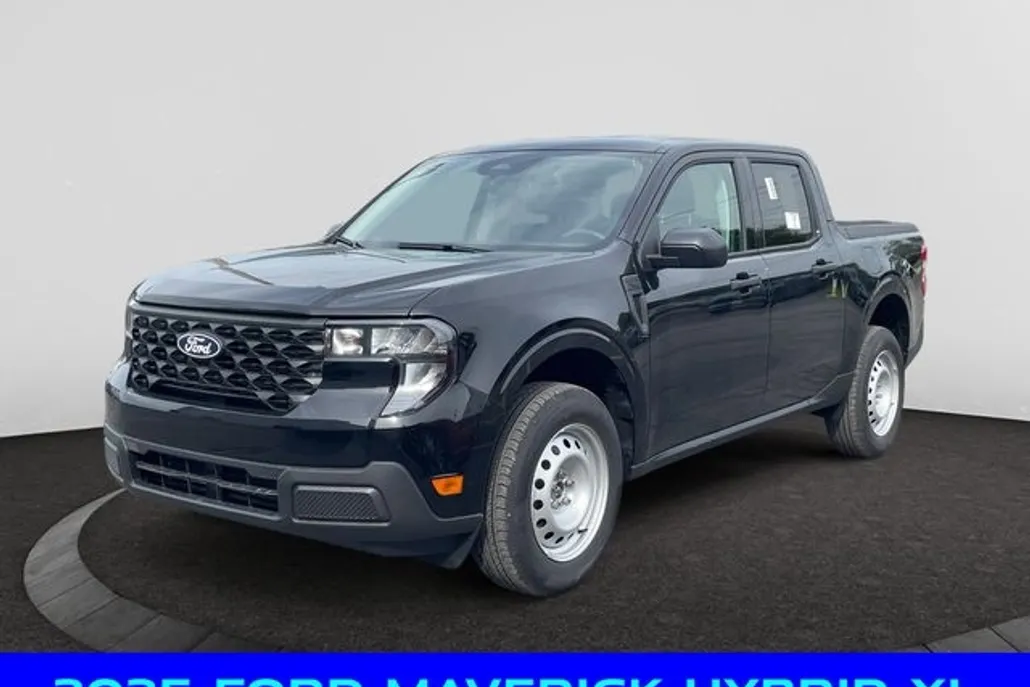 2025 Ford Maverick XL photo 1