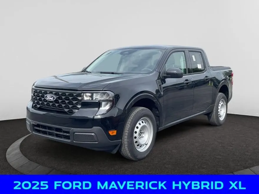 2025 Ford Maverick XL photo 1