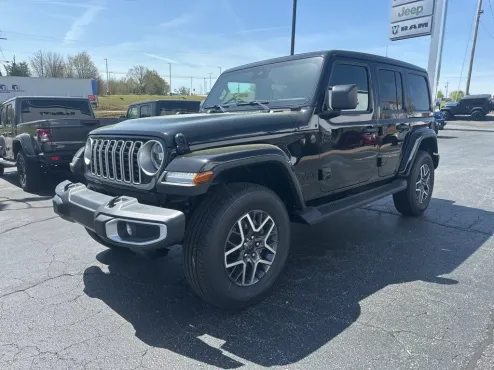 2025 Jeep Wrangler Sahara photo 4