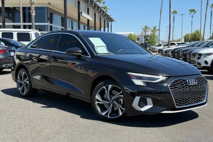 2022 Audi A3 40 Prestige Quattro photo 1