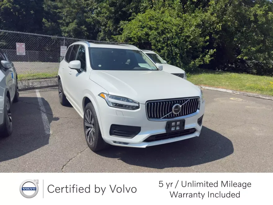 2023 Volvo XC90 B5 AWD Core photo 1
