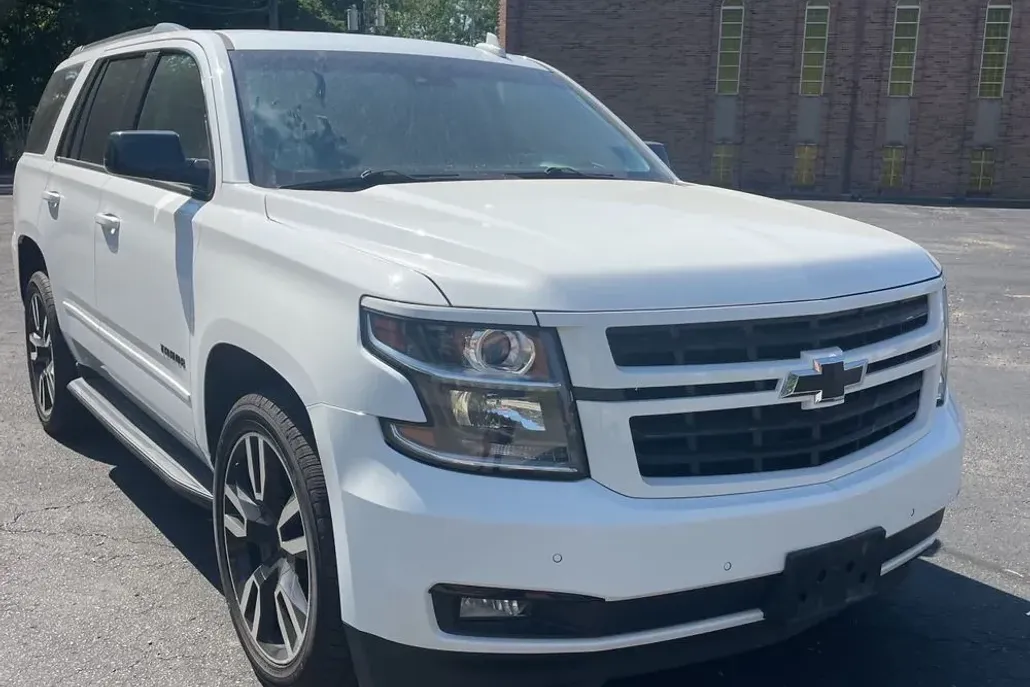 2018 Chevrolet Tahoe Premier photo 1