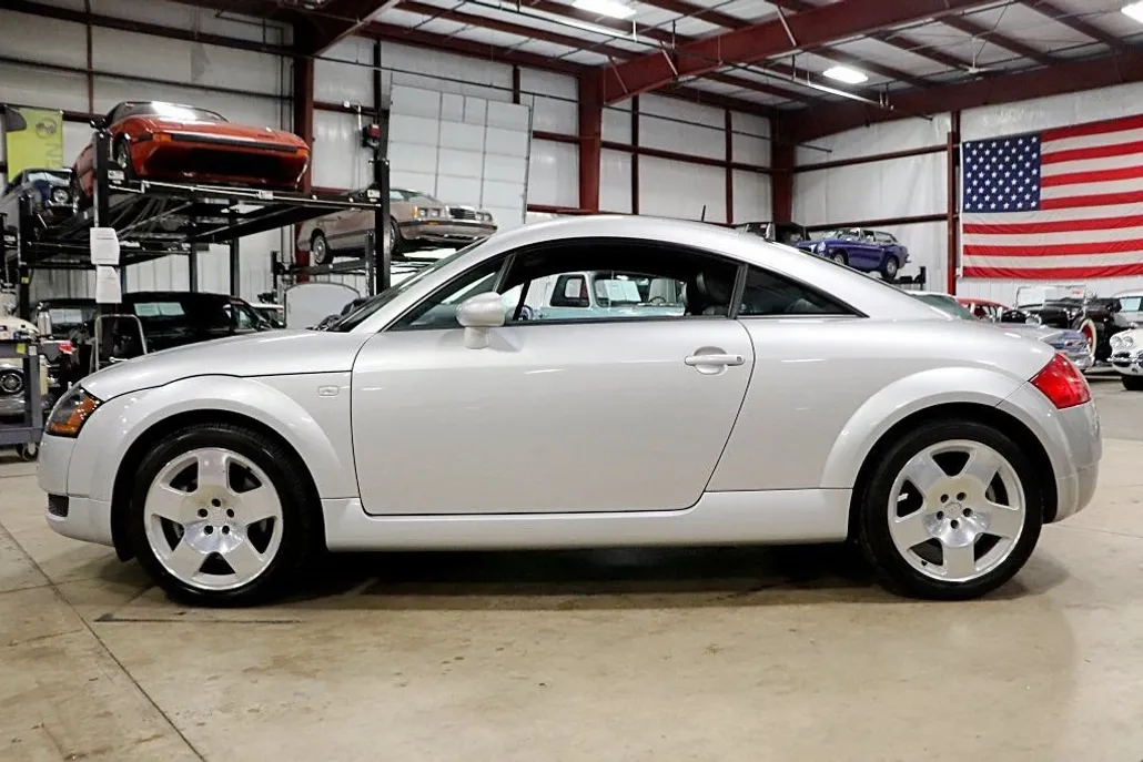 2001 Audi TT Quattro photo 1