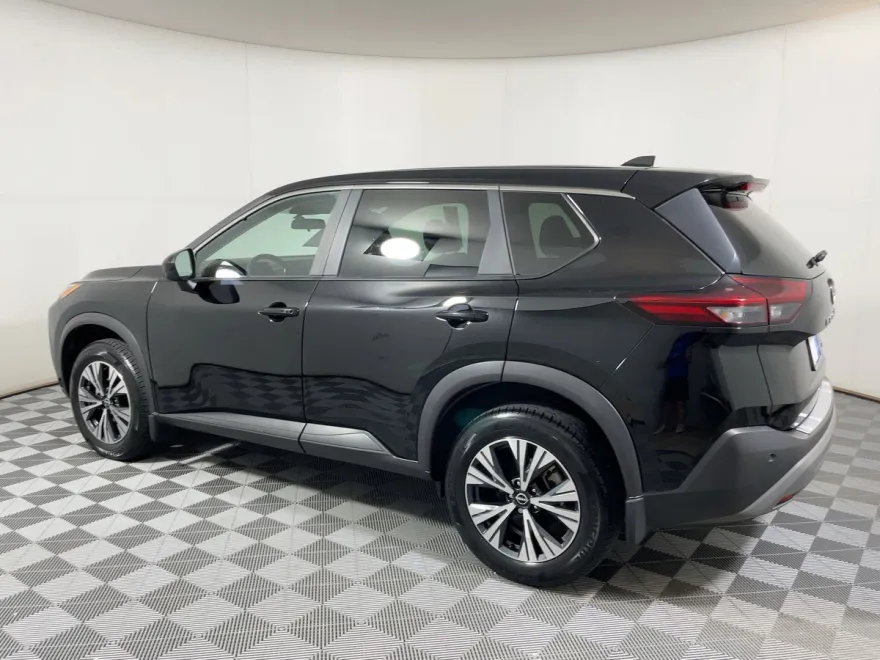 2023 Nissan Rogue SV photo 1