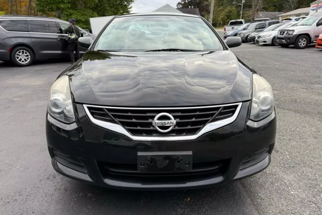 2012 Nissan Altima 2.5 S photo 1