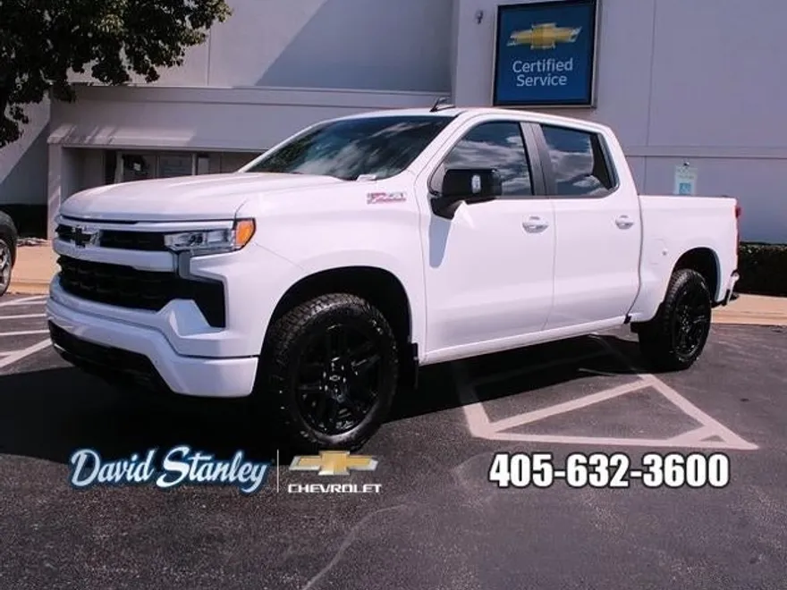 2025 Chevrolet Silverado 1500 RST photo 1