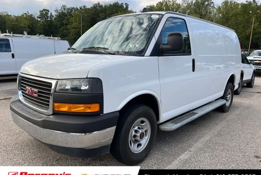 2023 Gmc Savana 2500 Cargo photo 1