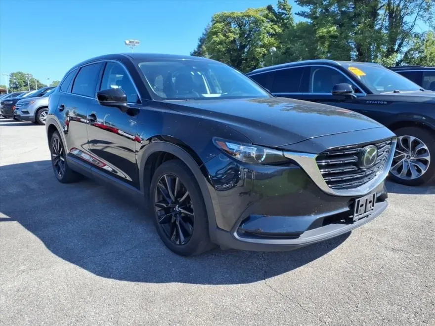 2023 Mazda CX-9 Touring photo 1