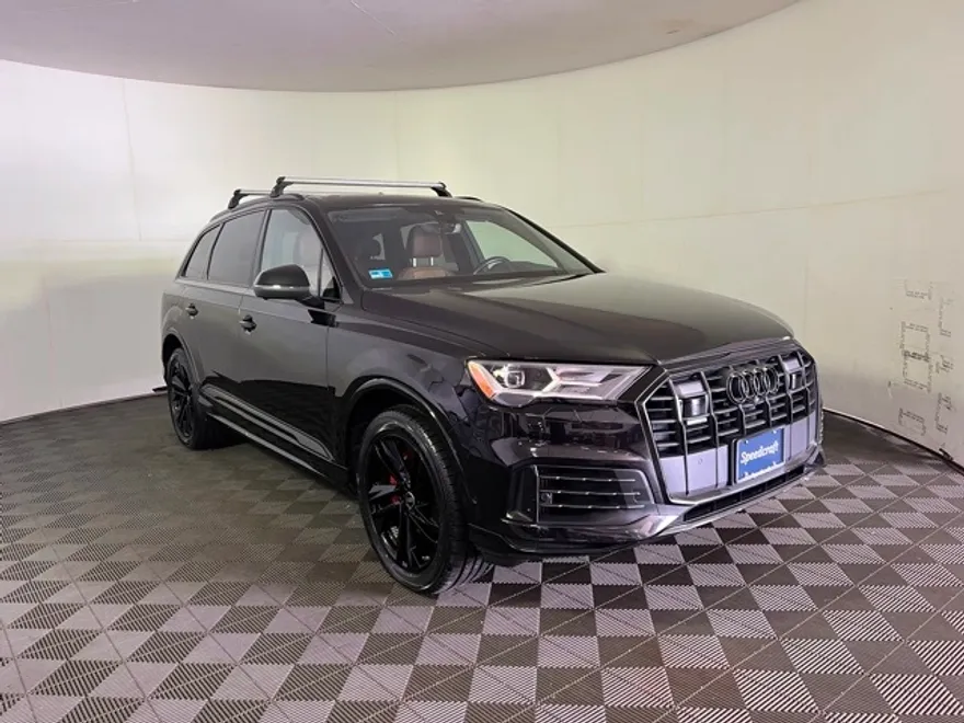 2022 Audi Q7 55 Premium Plus photo 1