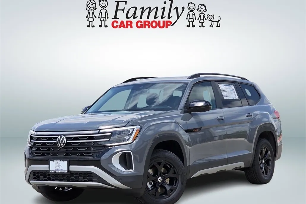 2025 Volkswagen Atlas SE Technology Peak Edition photo 1