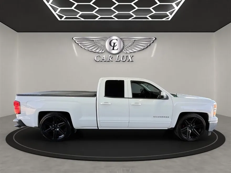 2015 Chevrolet Silverado 1500 LT1 photo 1