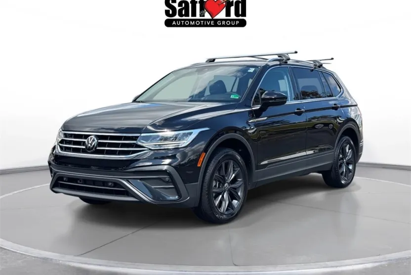 2022 Volkswagen Tiguan SE photo 1
