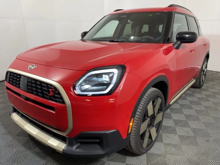 2025 Mini Countryman S ALL4 Iconic photo 1