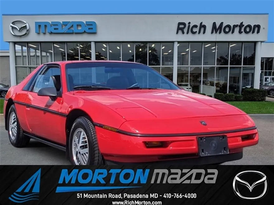 1988 Pontiac Fiero photo 1