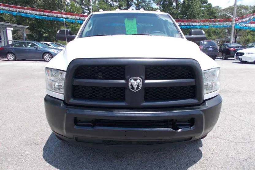 2018 Ram 2500 Tradesman photo 1