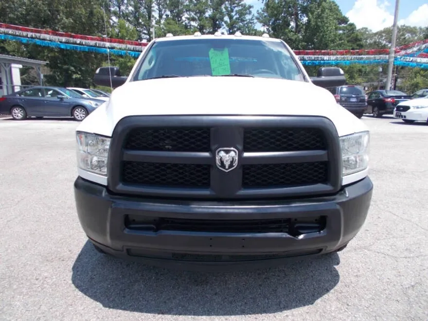 2018 Ram 2500 Tradesman photo 1