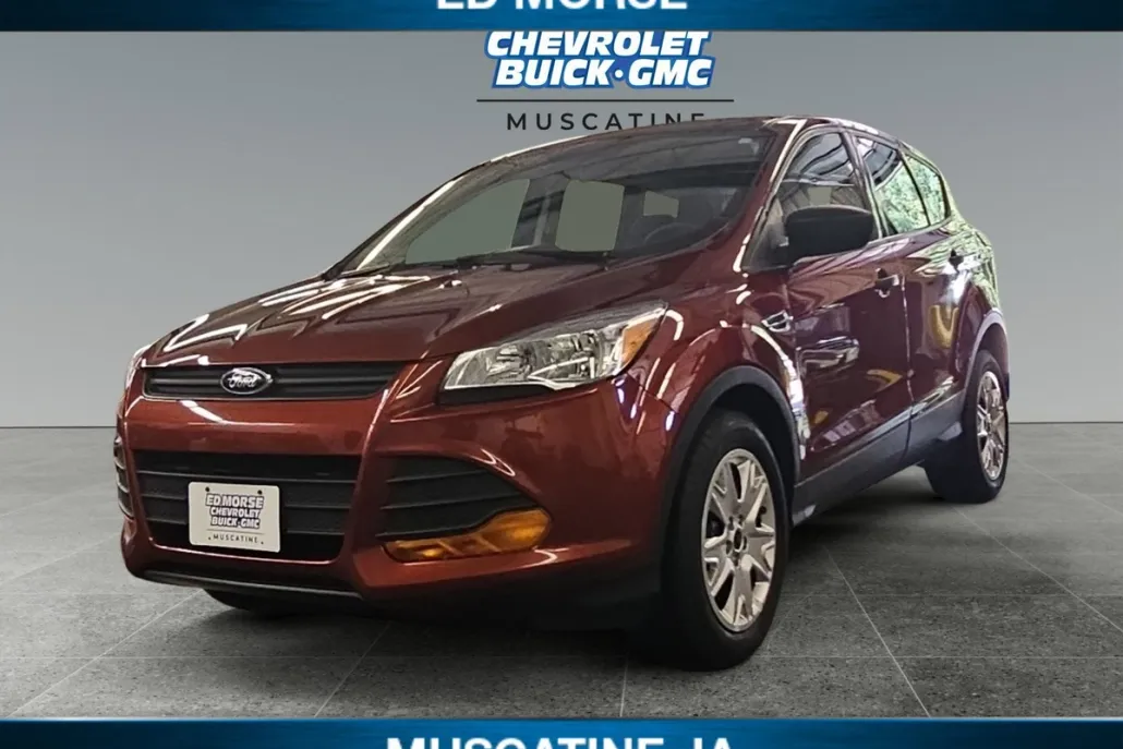 2016 Ford Escape S photo 1