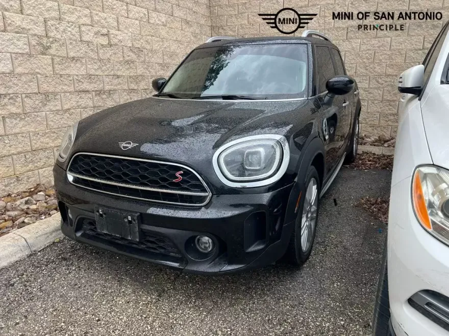 2023 Mini Countryman S photo 1