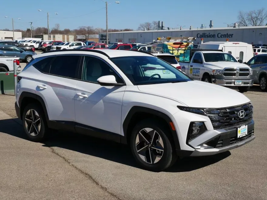 2025 Hyundai Tucson SEL photo 1