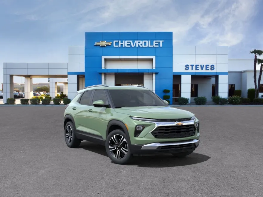 2025 Chevrolet Trailblazer LT photo 1