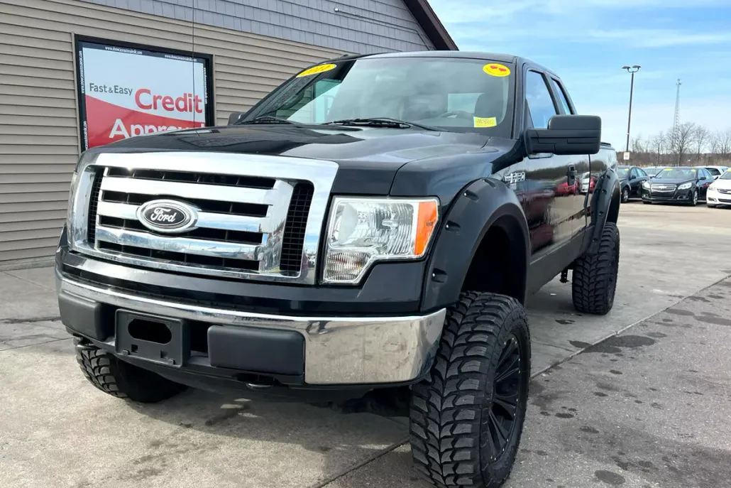 2011 Ford F-150 XLT photo 1