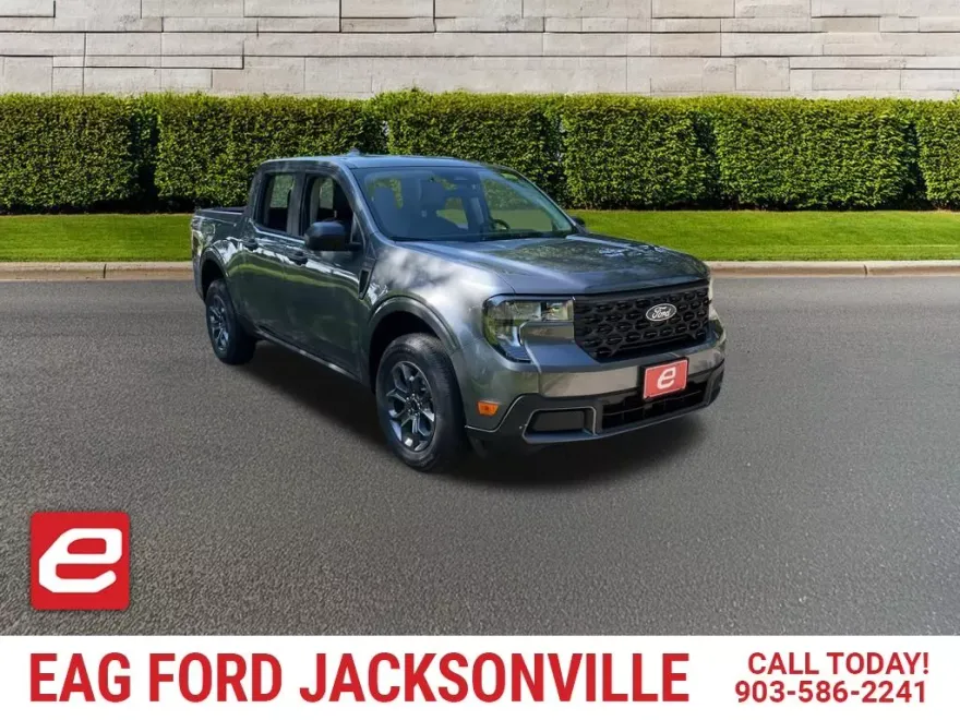 2025 Ford Maverick XLT photo 1