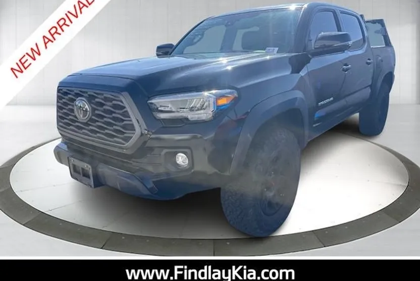 2021 Toyota Tacoma TRD Off-Road V6 photo 1