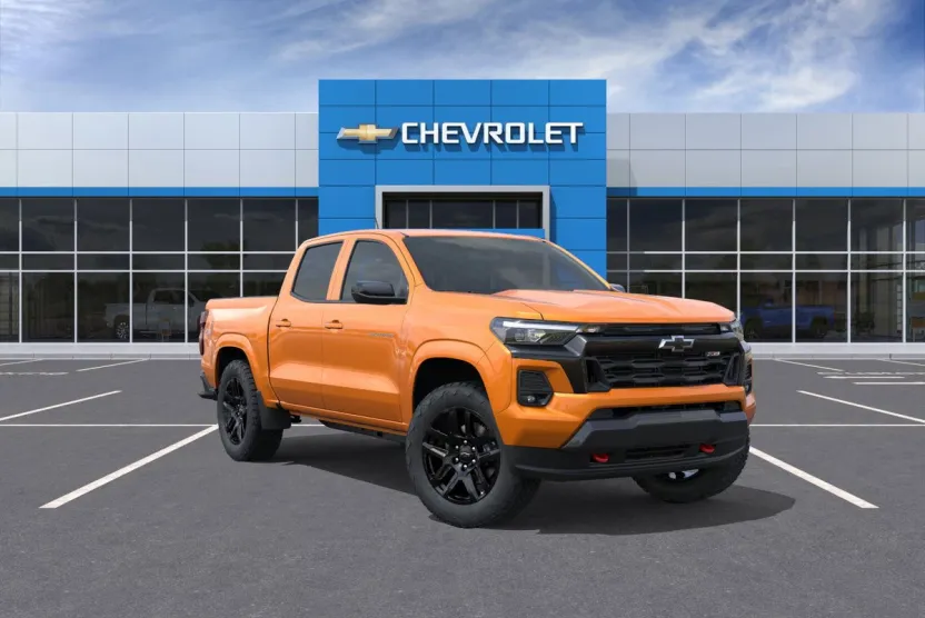 2025 Chevrolet Colorado Z71 photo 1