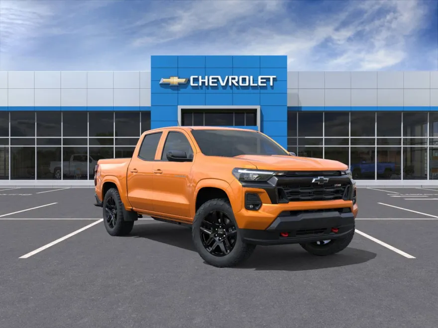 2025 Chevrolet Colorado Z71 photo 1