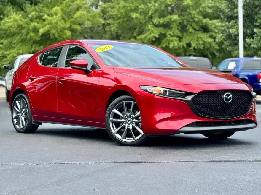 2019 Mazda Mazda3 Preferred photo 1