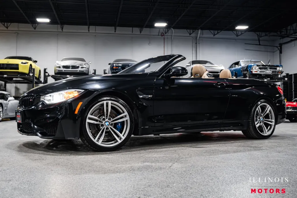 2016 Bmw M4 Convertible photo 1