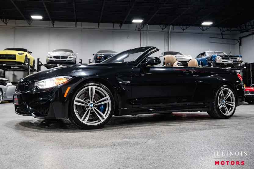 2016 Bmw M4 Convertible photo 1