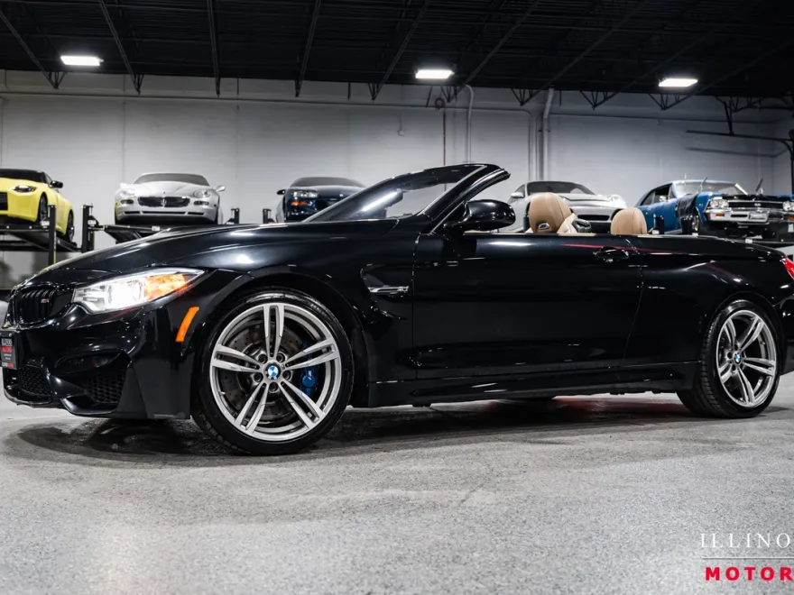 2016 Bmw M4 Convertible photo 1