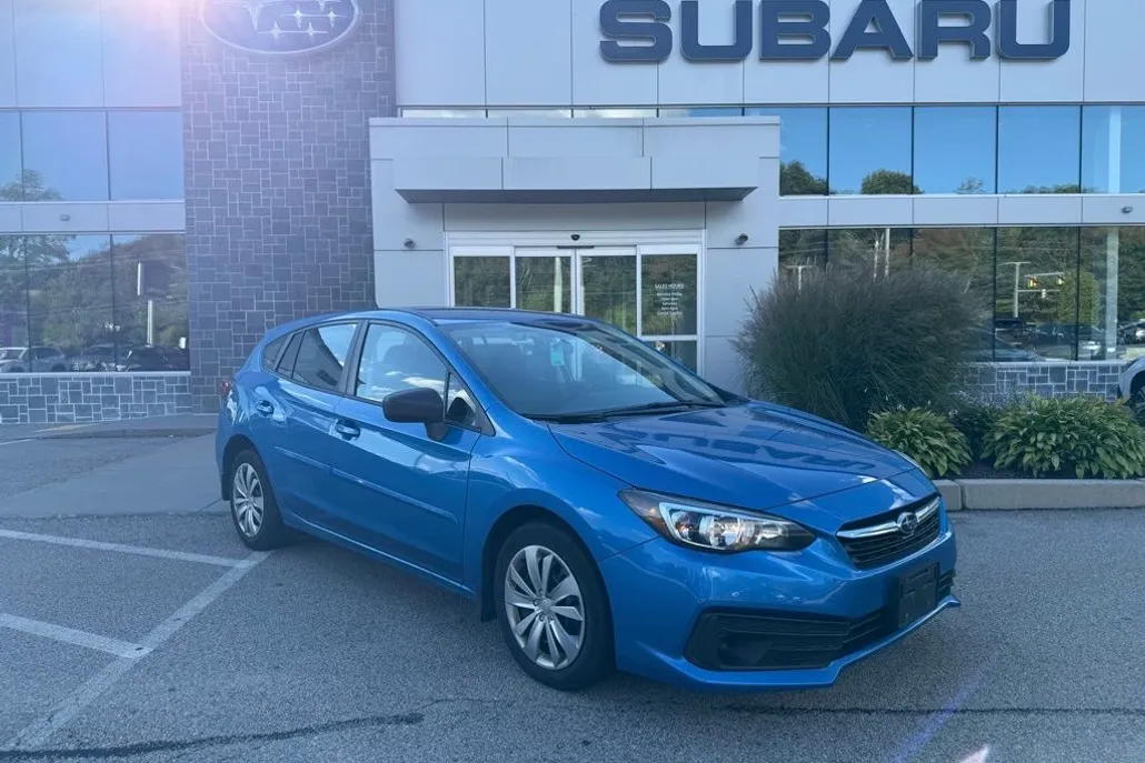 2023 Subaru Impreza Base photo 1