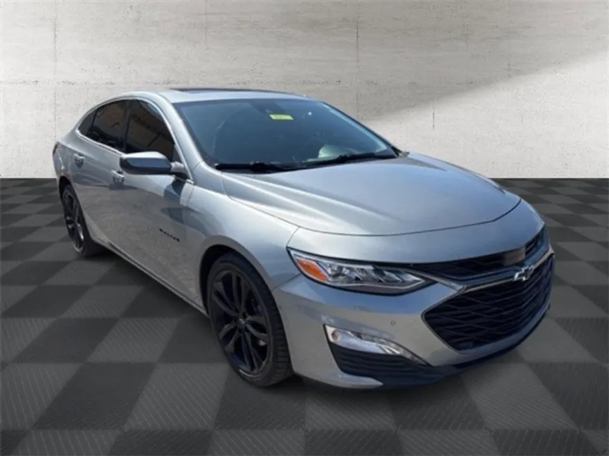 2024 Chevrolet Malibu Premier 2LT photo 1