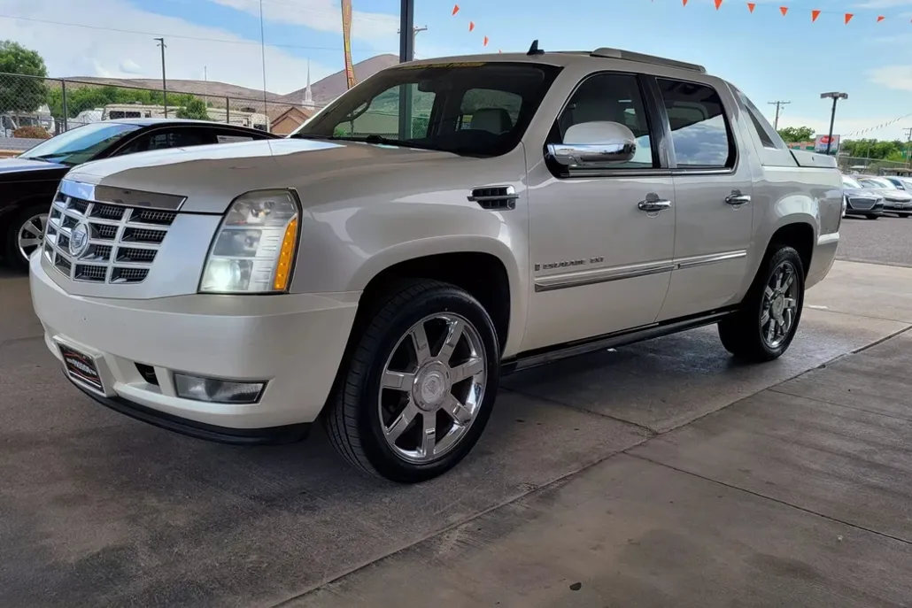 2009 Cadillac Escalade EXT Sport photo 1