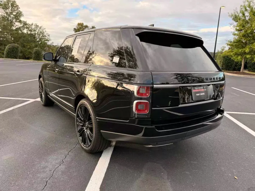 2020 Land Rover Range Rover photo 1