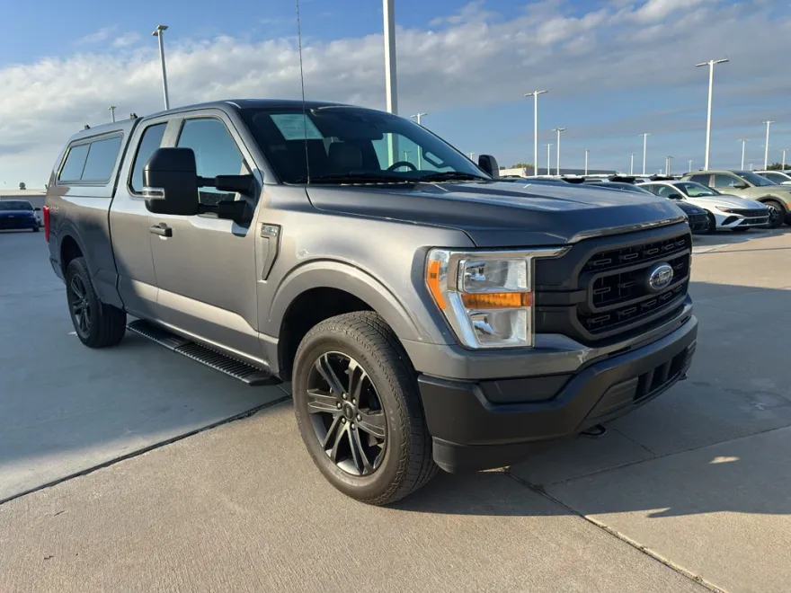 2021 Ford F-150 XL photo 1
