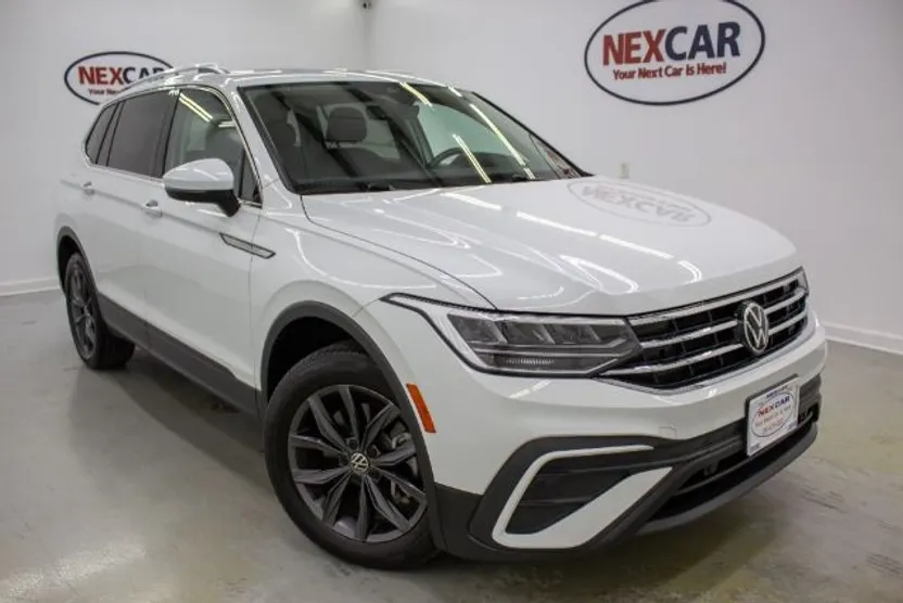 2022 Volkswagen Tiguan SE photo 1