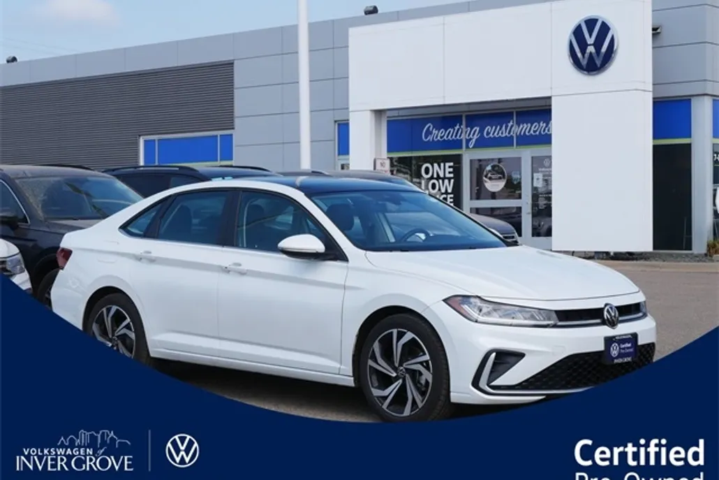 2025 Volkswagen Jetta 1.5T SEL photo 1