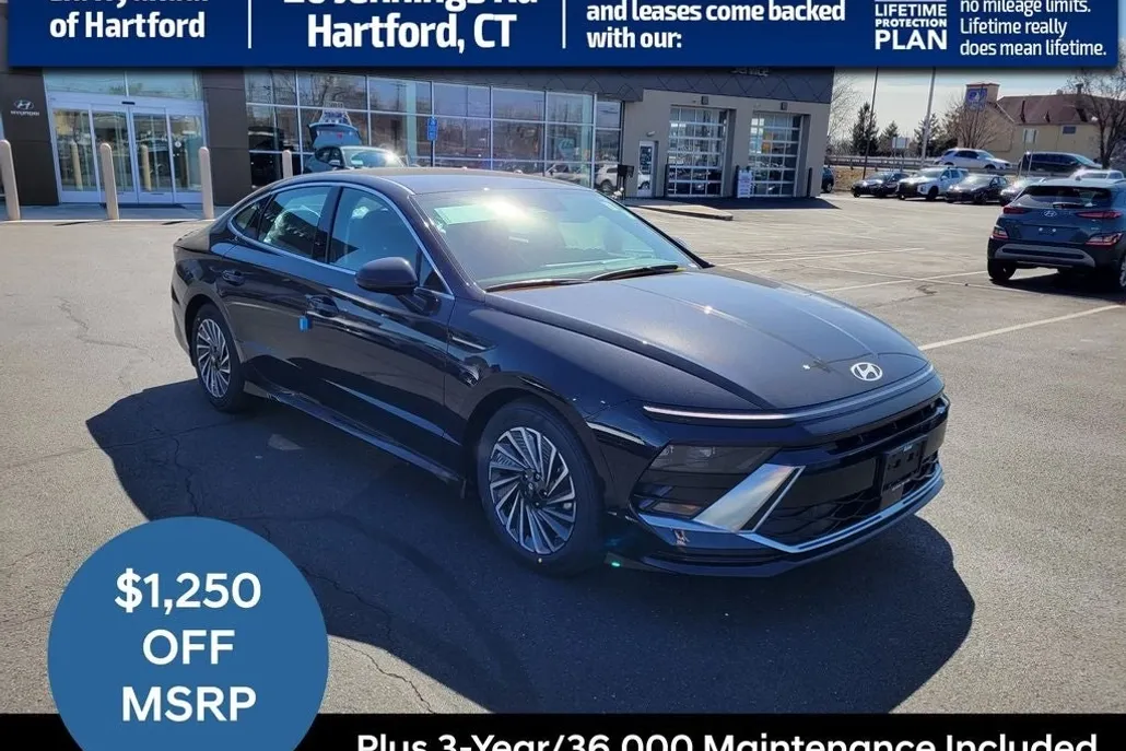 2025 Hyundai Sonata Hybrid SEL photo 1