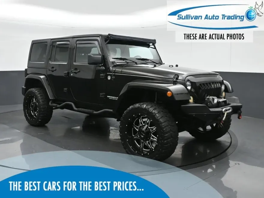 2015 Jeep Wrangler Unlimited Rubicon photo 1