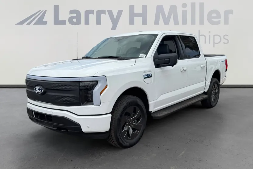 2025 Ford F-150 Lightning photo 1