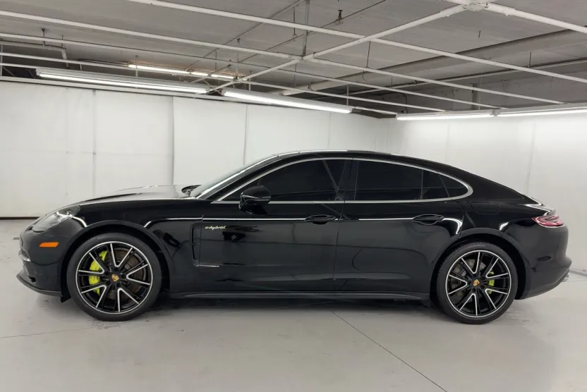 2018 Porsche Panamera E-Hybrid 4 photo 1